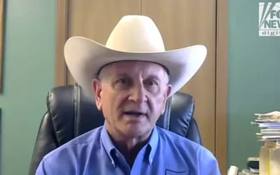 US Shuts Southern Border to Livestock Imports Amid Screwworm Fears